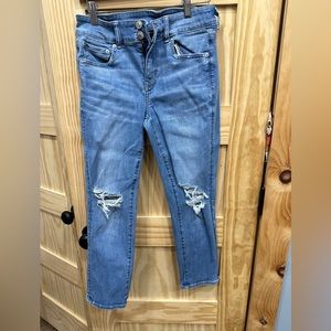 American Eagle cropped jeans